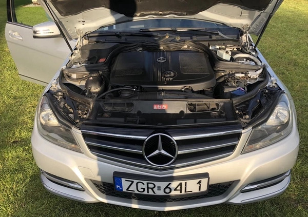 Mercedes-Benz Klasa C cena 29500 przebieg: 273888, rok produkcji 2012 z Mieszkowice małe 92